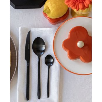 Jean Dubost couverts de table noirs Anuradha, linge Le Jacquard Français